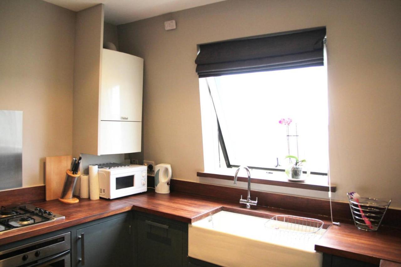 Guestready - Quaint English Flat Near Portobello Apartment ลอนดอน ภายนอก รูปภาพ