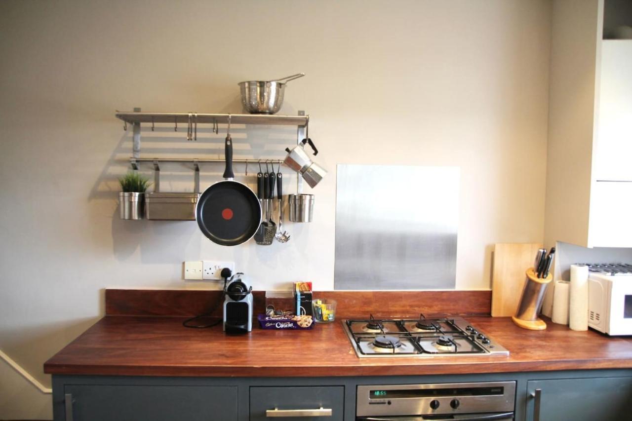 Guestready - Quaint English Flat Near Portobello Apartment ลอนดอน ภายนอก รูปภาพ